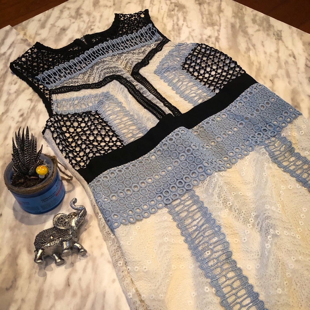 COPY - Midi lace dress